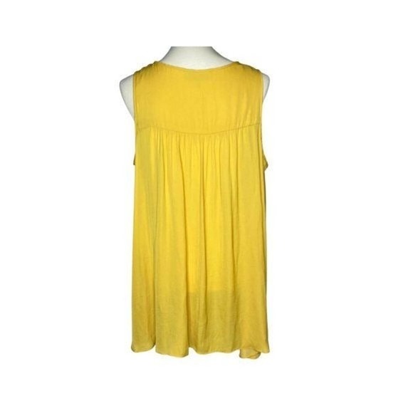 Lane Bryant Yellow Sleeveless top -  Size 18 - Picture 2 of 5